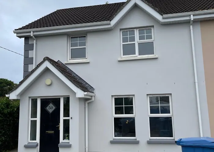 50 Lampton Court
